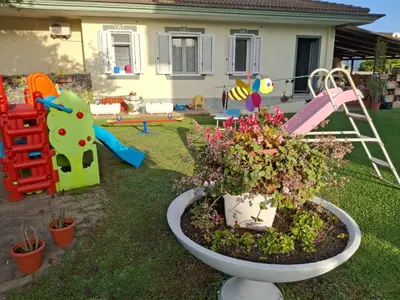 Giardino di Casa Vacanze Arba Girasole