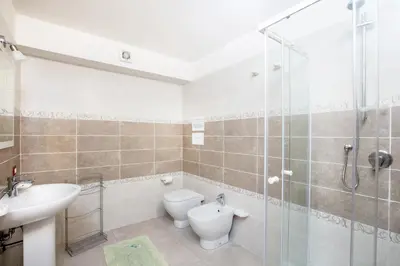 Bagno di Villino Enzo 350 mt Baia di Porto Frailis