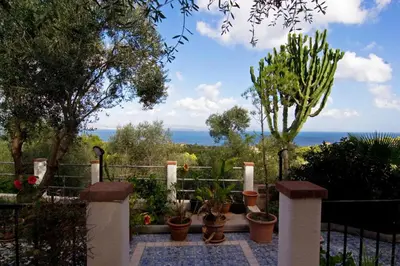 Paesaggio naturale nelle vicinanze dell'hotel