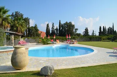 Piscina di Su Canonigu Agriresort - Rooms & Glamping o nelle vicinanze