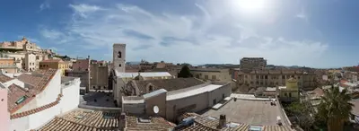 Vista generica su Cagliari o vista sulla città dall'interno della casa vacanze