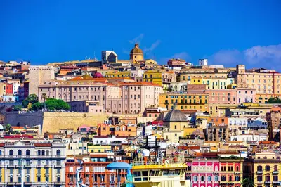 Vista generica su Cagliari o vista sulla città dall'interno dell'appartamento