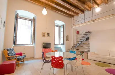 Area soggiorno di Modern Apartment in Historic Building