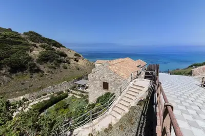 Paesaggio naturale nelle vicinanze della casa vacanze