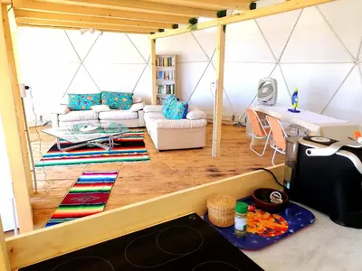 Area soggiorno di Agriturismo Glamping Erbe Matte