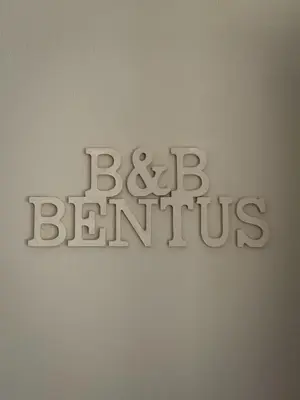 Certificato, attestato, insegna o altro documento esposto da Bentus B&B