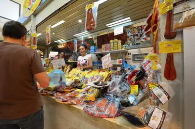 Supermercato o altri negozi dell'appartamento o nelle vicinanze