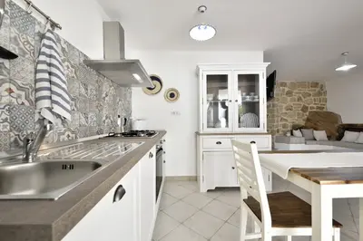 Cucina o angolo cottura di Levante a pochi passi dal mare