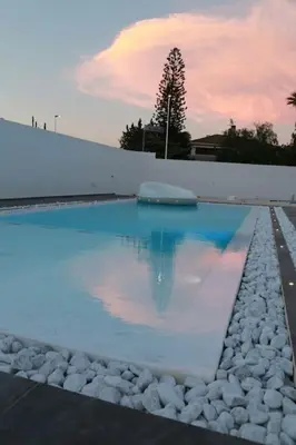 Piscina di Leonida's Home - Shared Pool, Jacuzzi and beach 150mt o nelle vicinanze