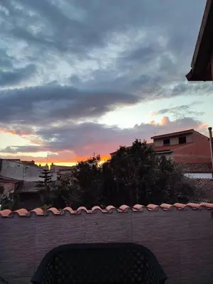 Alba o tramonto visti dall'interno dell'appartamento o dai dintorni