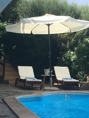 Piscina di VILLA VITTORIA with LARGE PRIVATE HEATED SWIMMING POOL COMPLETE with JACUZZI FOR EXCLUSIVE USE , SEA and BEACH VIEW, 150 METERS FROM THE BEACH, POOL SURFACE 60 mq , 645 sq ft, POOL DEPTH 140 cm ,55 inches, PARKING AND WIFI FREE o nelle vicinanze