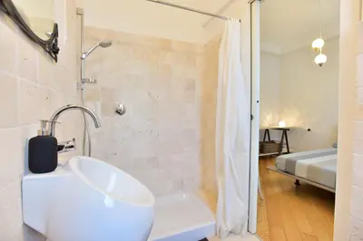 Bagno di Casa Viola, splendido soggiorno sul mare
