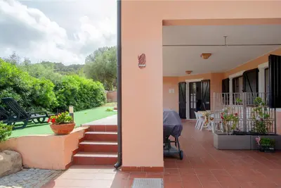 Giardino di Mira Holiday Apartment - Chia CIN IT11101CR