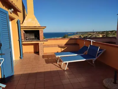 Vista generica sul mare o vista sul mare dall'interno della casa vacanze