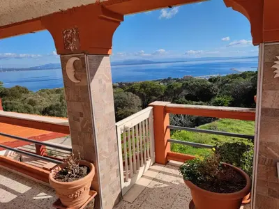 Paesaggio naturale nelle vicinanze della casa vacanze