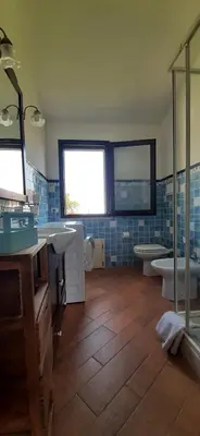 Bagno di VILLA IBISCO