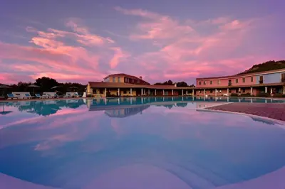 Piscina di HOTEL ORLANDO Sardegna o nelle vicinanze