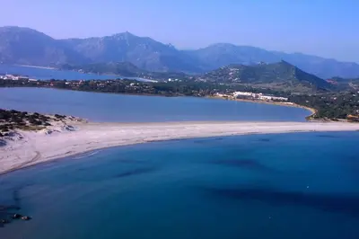 Paesaggio naturale nelle vicinanze dell'aparthotel