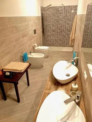 Bagno di Villa Nicanda- 100 MT dal mare- giardino