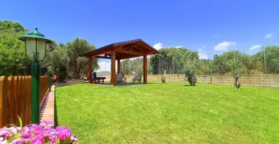 Giardino di Residenza Su Prelau