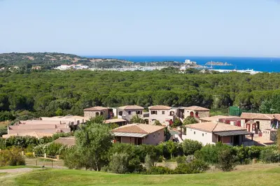 Paesaggio naturale nelle vicinanze dell'aparthotel