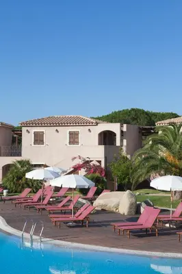 Piscina di Residence S'incantu o nelle vicinanze