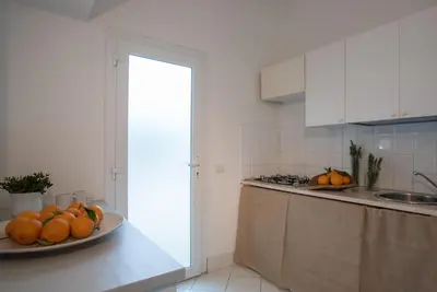 Cucina o angolo cottura di SUL MARE SARDEGNA VILLA ALIMEDE