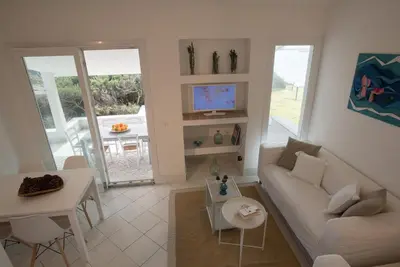 TV o dispositivi per l'intrattenimento presso SUL MARE SARDEGNA VILLA ALIMEDE
