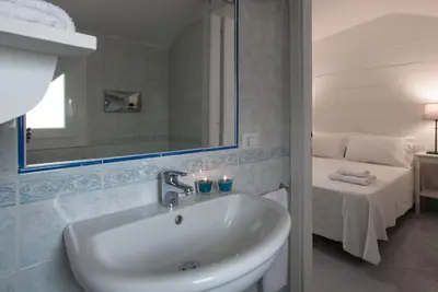 Bagno di SUL MARE SARDEGNA VILLA ALIE