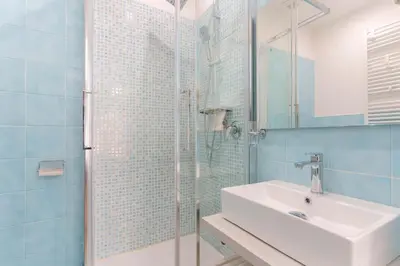 Bagno di Al Teatro Lirico