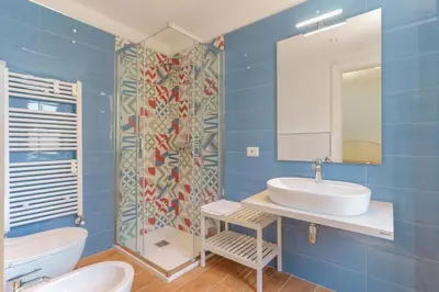 Bagno di Al Teatro Lirico