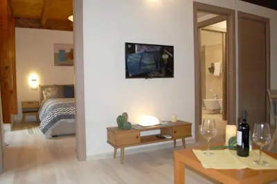 TV o dispositivi per l'intrattenimento presso Home Carales