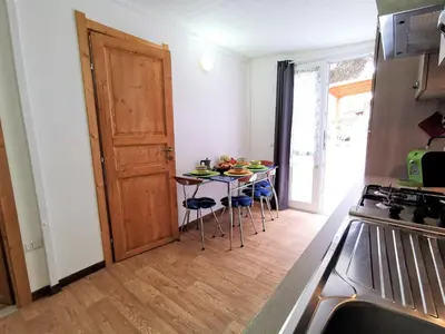 Cucina o angolo cottura di Ziu Angelinu ad un passo dal mare
