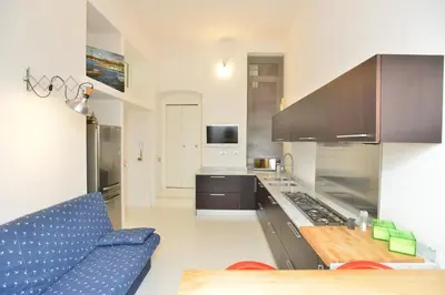 Cucina o angolo cottura di IzzHome Dsign
