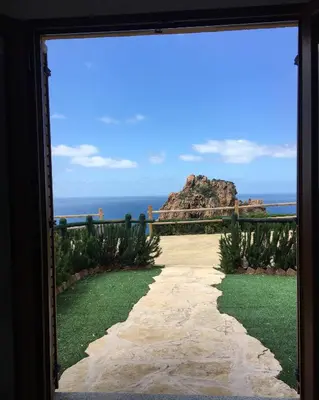 Paesaggio naturale nelle vicinanze della villa