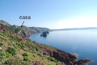 Paesaggio naturale nelle vicinanze della villa
