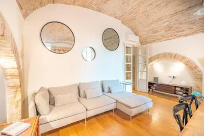 Area soggiorno di Archi di Castello, Storia e Design 3Br-WiFi-AC
