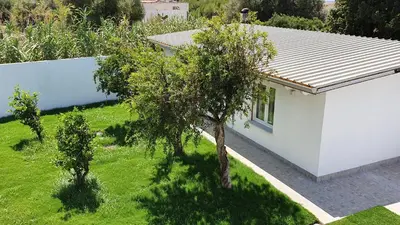 Giardino di DOMU NOSTA di Giulio & Ignazia Dèpendance