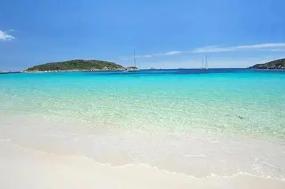 Paesaggio naturale nelle vicinanze della casa vacanze