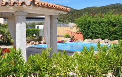 Piscina di B&B I Graniti Sardi o nelle vicinanze