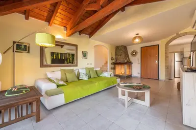 Area soggiorno di villa Camelia semi detached villa wifi stunning view