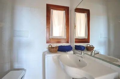 Bagno di Spacious Apartment in Santa Maria Navarrese