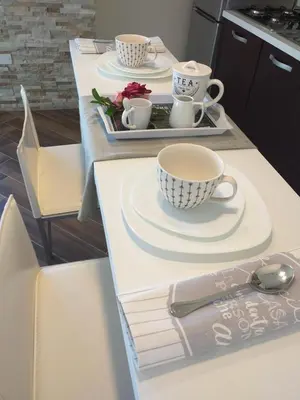 Set per la preparazione di tè e caffè presso exclusive use swimming pool available from 1May to 30 October