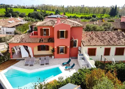 Piscina di Villa Maria favolosa piscina di nuova costruzione o nelle vicinanze