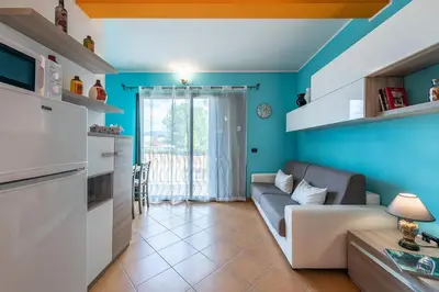 Cucina o angolo cottura di Pearl Coast Apartment