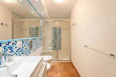 Bagno di Villa Perdalonga, Vista Mare Sea View Tuerredda SouthSardiniaHolidays