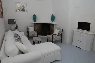 TV o dispositivi per l'intrattenimento presso SUL MARE SARDEGNA VILLA MERCEDES