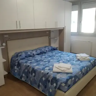 CAMERA con BAGNO 2 pers PARCHEGGIO