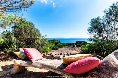 Paesaggio naturale nelle vicinanze della villa