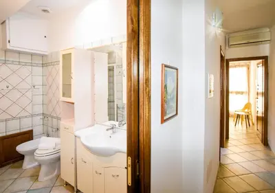 Bagno di Appartamento fronte mare Perdepera